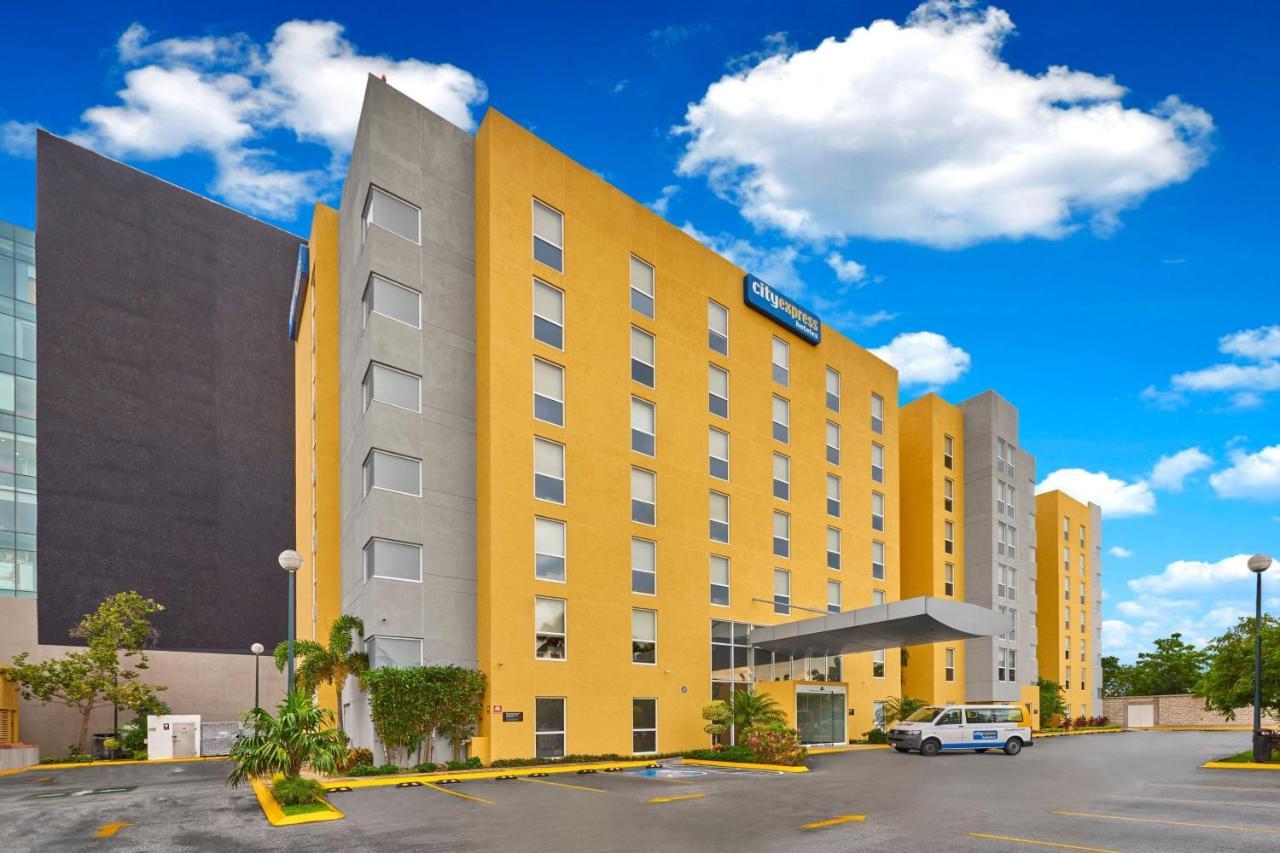 City Express By Marriott Mérida Esterno foto