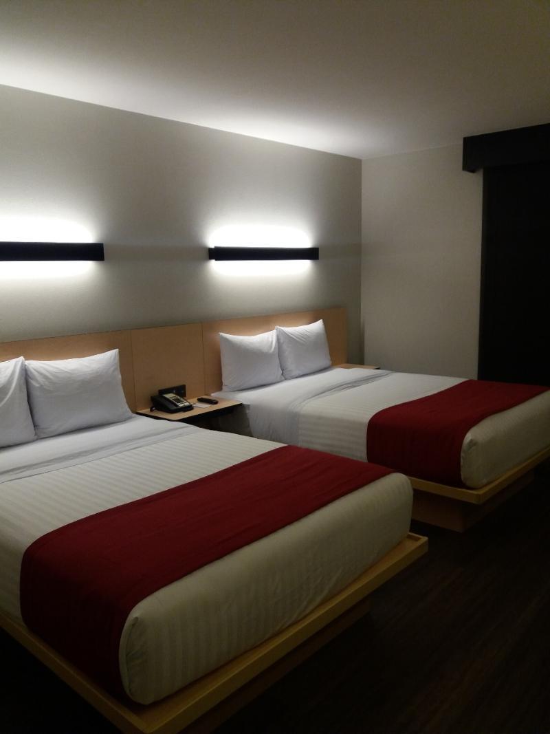 City Express By Marriott Mérida Esterno foto